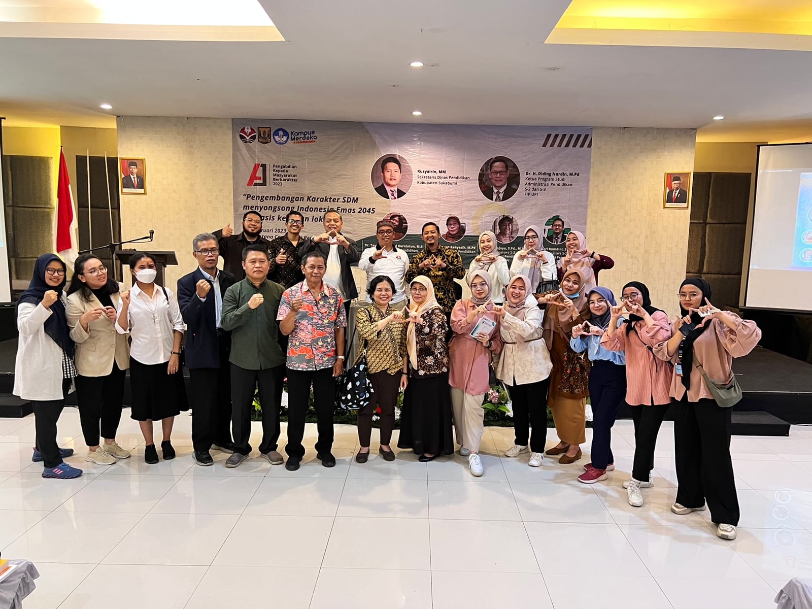 Pengabdian kepada Masyarakat (PkM) Program Studi Administrasi Pendidikan S-2 dan S-3 Fakultas Ilmu Pendidikan Universitas Pendidikan Indonesia Tahun 2023 Pengabdian kepada Masyarakat (PkM) Program Studi Administrasi Pendidikan S-2 dan S-3 Fakultas Ilmu Pendidikan Universitas Pendidikan Indonesia Tahun 2023