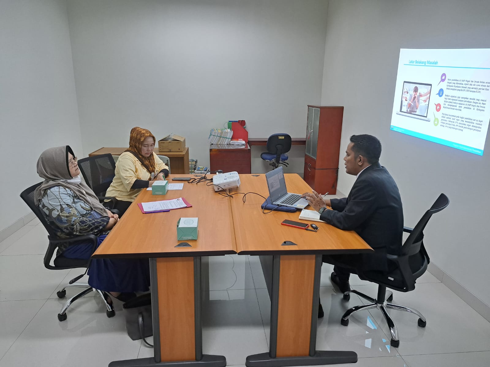 Ujian Seminar Proposal Disertasi Ujian Seminar Proposal Disertasi