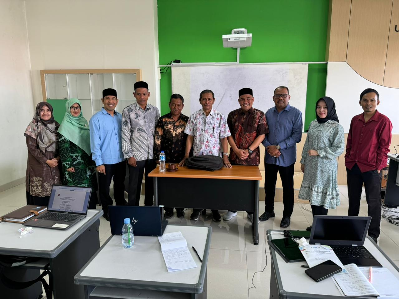 Perkuliahan Kelas Kerjasama Al Muslim Bireun Aceh Mata Kuliah Kajian Pedagogik