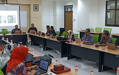 Rapat Pimpinan FIP UPI