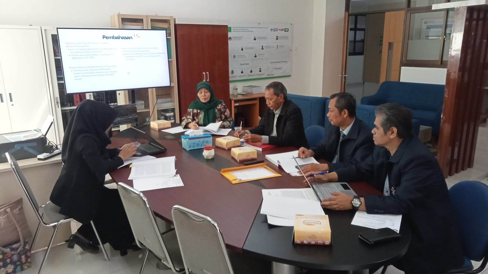 Ujian Sidang Tahap 1 Program Magister Syifa Faujiah Ujian Sidang Tahap 1 Program Magister Syifa Faujiah