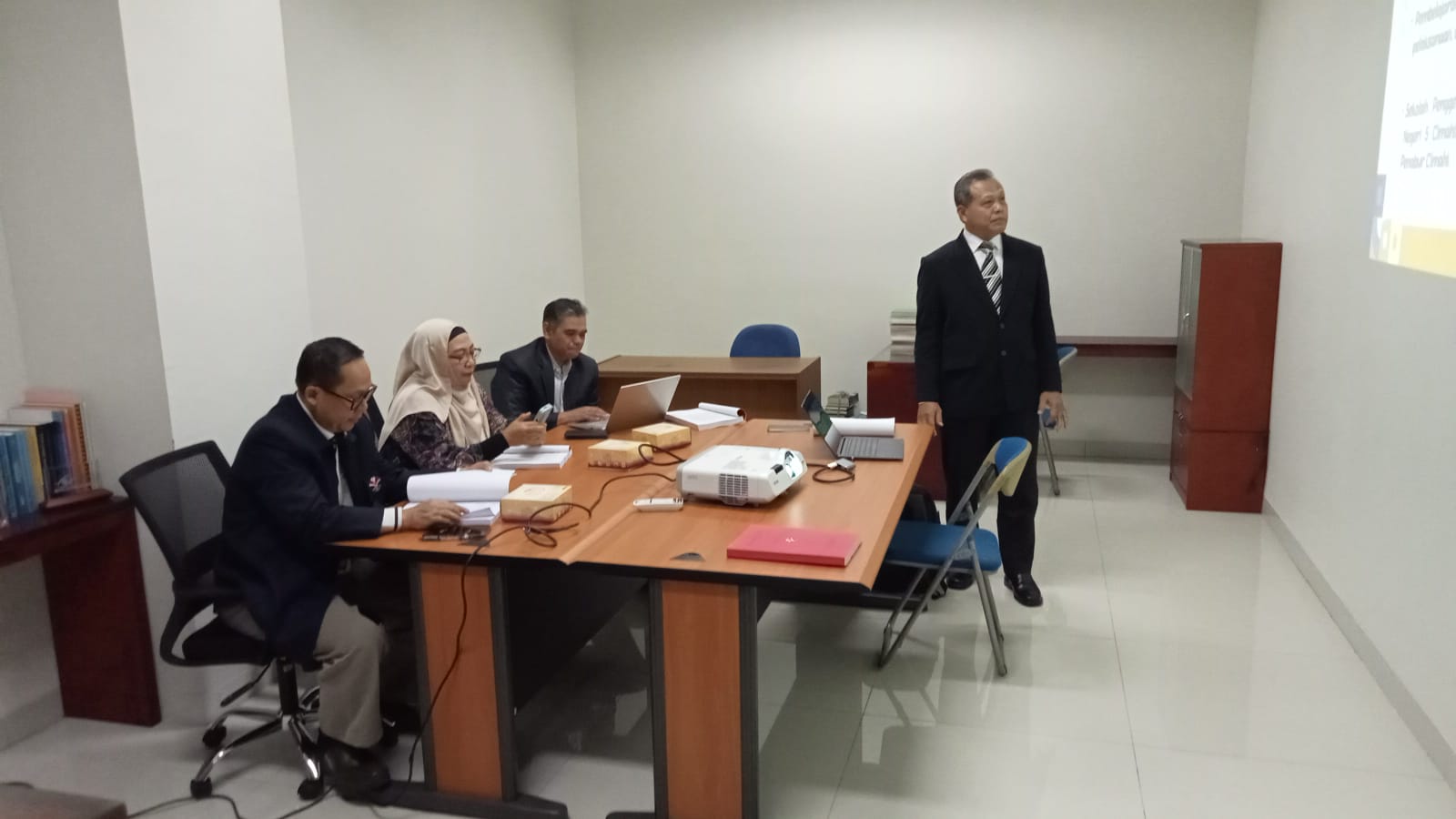 Ujian Tahap 1 Program Magister Jarwo Ujian Tahap 1 Program Magister Jarwo