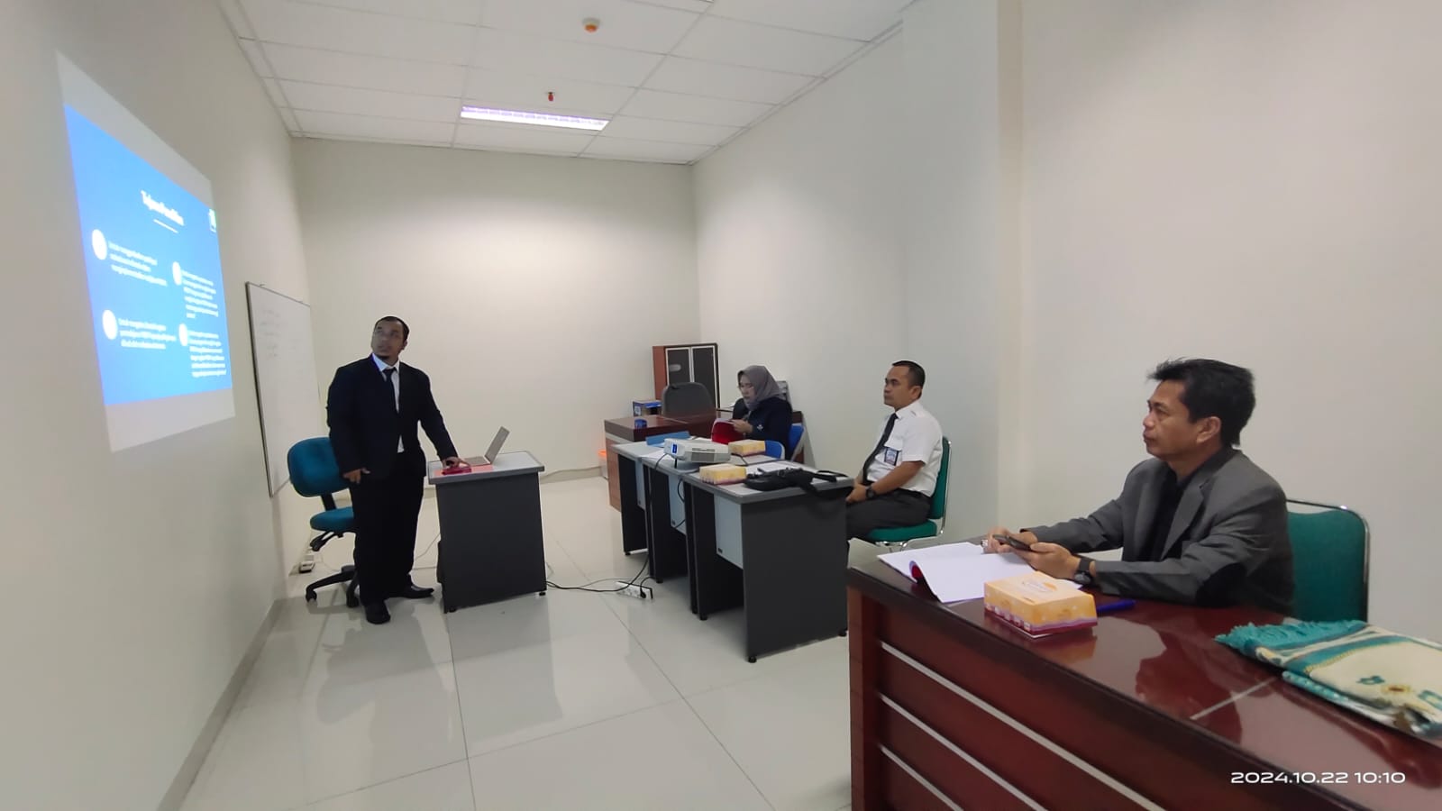 Ujian Seminar Proposal Tesis Pradipta Hendrawan Putra