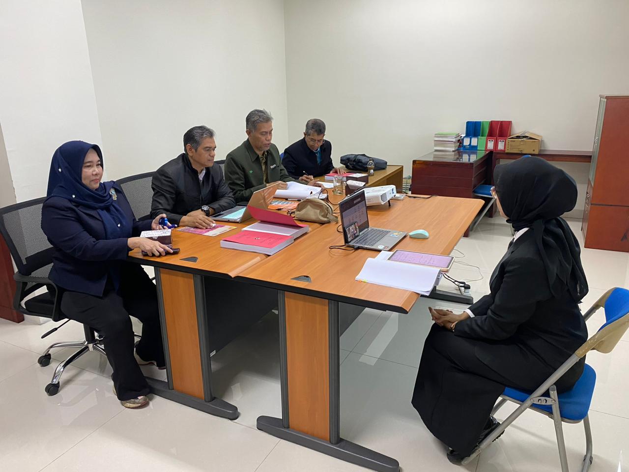 UJian Tahap 1 Program Magister Rina Sya’diyyah
