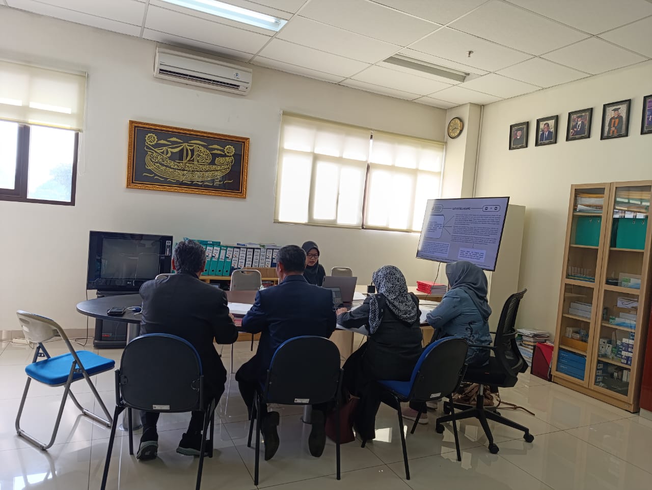 Ujian Tahap 1 Program Magister Regina Mega Pratiwi